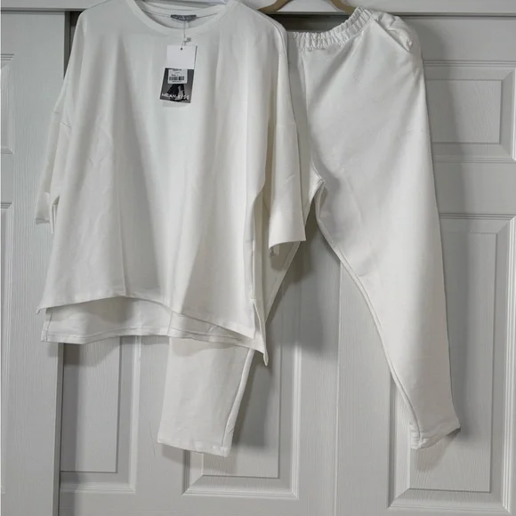 Sweat (lounge) outfit - Picture 3 of 3